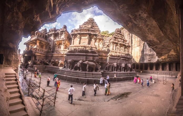 Ajanta And Ellora Caves Pride Of Maharashtra Glorious Maharashtra Maharashtra Tourism